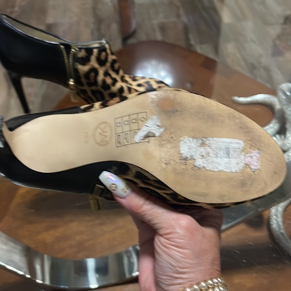 Michael Kors stilettos - Picture 6 of 10